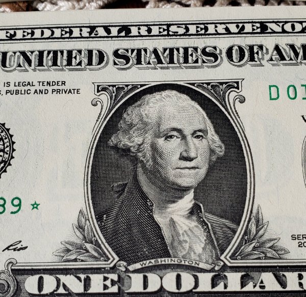 Error-On-A-Pack-Of-$1-2013-Star-Notes